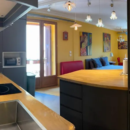 Lumieres A Apartament *